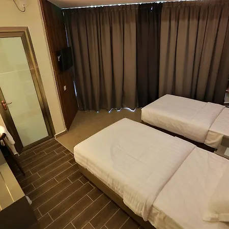 Pantai Regal Boutique Hotel Kuantan Exterior photo