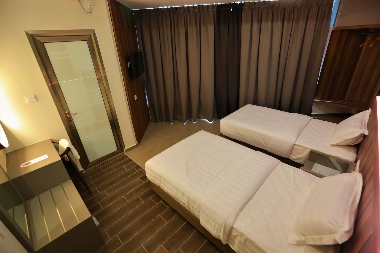 Pantai Regal Boutique Hotel