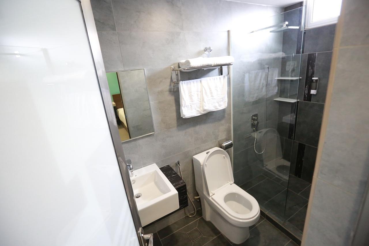 Pantai Regal Boutique Hotel 2*
